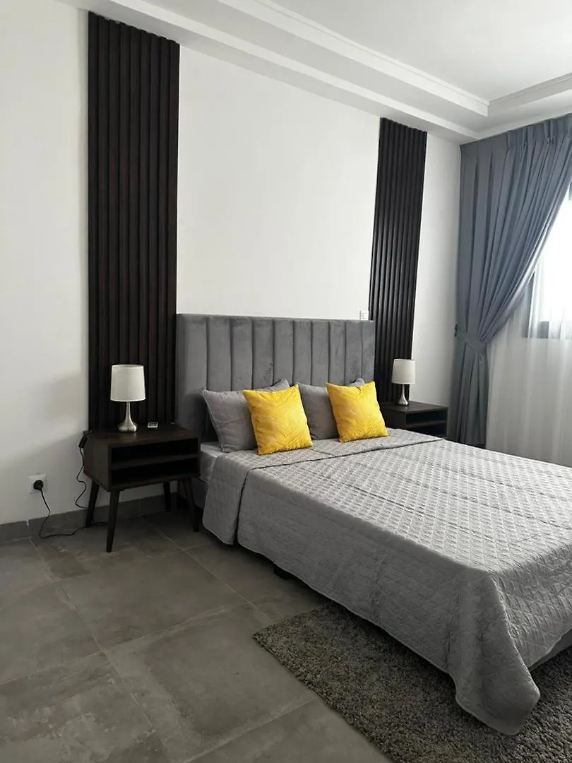 Studio Meuble A Mermoz Dakar